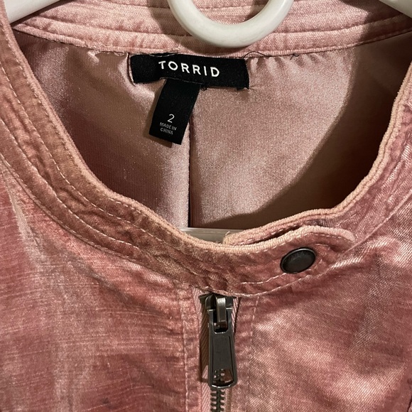 Pink Jacket - Picture 3 of 4